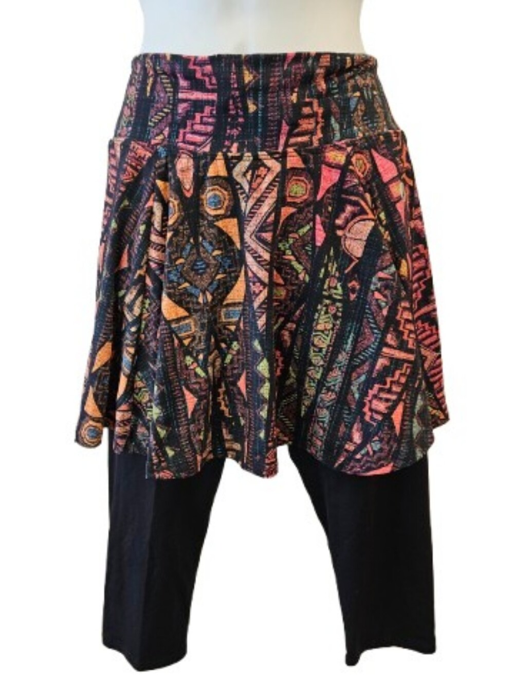 Dona Jo Skort Capri Leggings Size S Colorful Abstract Print Modest Activewear